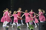Die Tanzschule Taimba beim Rolandsfest 2017 (Foto: Sybille Bergel)