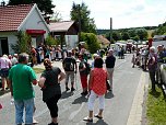 Impression zum "Dorfstraßenfest", viele Besucher bei bestem Wetter (Foto: J. Kohlrauch-Benneckenstein)