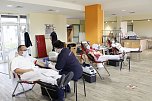 Mitarbeiterinnen und Mitarbeiter aus den Helios Kliniken in Mansfeld-Südharz spenden Blut    (Foto: Dagmar Mansfeldt)