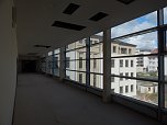 Ein Blick auf die Baustelle: das Humboldt-Gymnasium soll zum neuen Schuljahr bezugsfertig sein (Foto: agl)
