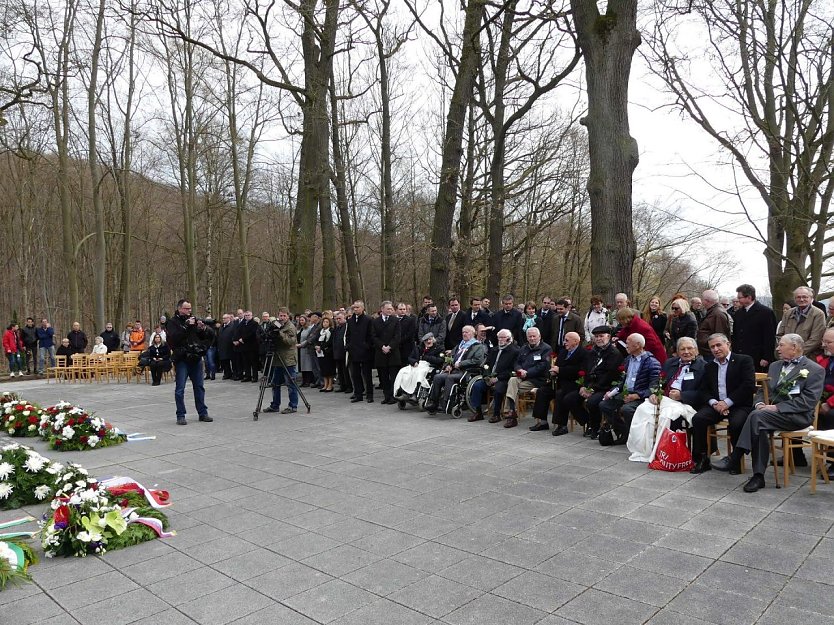 Gedenkfeier im vergangenen Jahr (Foto: Gedenkstätte Mittelbau-Dora)
