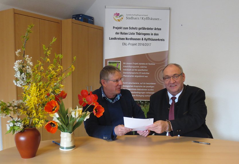 Kooperationsvertrag unterzeichnet (Foto: Natura 2000 Station)