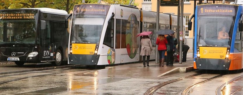 Geschickte Verknüpfung von Schiene und Straße (Foto: Verkehrsbetriebe Nordhausen)