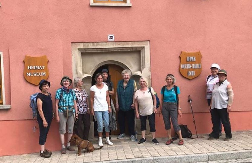 Udersleber Wandergruppe in Reinsdorf und Nebra auf Erkundungstour (Foto: Christiane Thelemann)