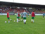 100 Jahre Fu&szlig;ball Sondershausen (Foto: &Uuml;ber das Gl&uuml;ck der Zuschauer hatte kn bereits geschrieben. Hier gibt es jetzt die Bilder vom Spiel und auch zwei Gl&uuml;ckw&uuml;nsche wurden ausgesprochen...)