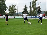 100 Jahre Fu&szlig;ball Sondershausen (Foto: &Uuml;ber das Gl&uuml;ck der Zuschauer hatte kn bereits geschrieben. Hier gibt es jetzt die Bilder vom Spiel und auch zwei Gl&uuml;ckw&uuml;nsche wurden ausgesprochen...)