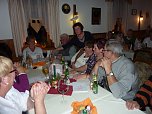 Senioren feierten Vorweihnachten (Foto: Dr. Held)