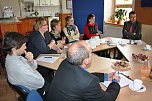 Im Jugendhaus Greu&szlig;en diskutiert (Foto: Kreisjugendring)