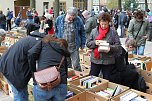 B&uuml;chermarkt des KILA (Foto: nnz)