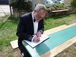 Noch mal Feiern? (Foto: Karl-Heinz Herrmann) Noch mal Feiern? (Foto: Karl-Heinz Herrmann)