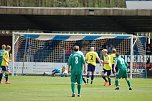 Momente auf und neben dem Spielfeld (Foto: Olaf Dobrzykowsky)