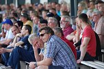 Momente auf und neben dem Spielfeld (Foto: Olaf Dobrzykowsky)