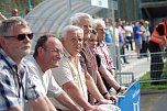 Momente auf und neben dem Spielfeld (Foto: Olaf Dobrzykowsky)