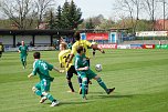 Momente auf und neben dem Spielfeld (Foto: Olaf Dobrzykowsky)