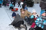 Gelungener Weihnachtsmarkt in Grundschule (Foto: J. Piper)