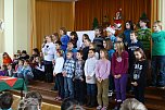 Grundschüler führten Programm auf (Foto: Rebecca Peter) Grundschüler führten Programm auf (Foto: Rebecca Peter)