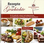Kochbuch und M&auml;rchenbuch (Foto: Peter Blei)