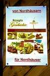 Kochbuch und M&auml;rchenbuch (Foto: Peter Blei)