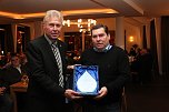 Frank Kirchhoff (rechts) ist Unternehmer des Jahres 2012 (Foto: NUV)