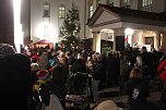 De Polizei als Fensterpate (Foto: nnz)