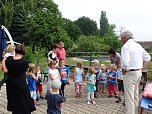 Sonnensegel f&uuml;r Bebraspatzen (Foto: Karl-Heinz Herrmann)