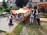 Sonnensegel f&uuml;r Bebraspatzen (Foto: Karl-Heinz Herrmann)