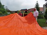 Sonnensegel f&uuml;r Bebraspatzen (Foto: Karl-Heinz Herrmann)