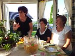 Gespr&auml;ch in der Goldenen Aue (Foto: privat)