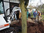 Garten wird behindertengerecht (Foto: Karl-Heinz Herrmann)
