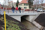 Br&uuml;cke &uuml;bergeben (Foto: Karl-Heinz Herrmann)