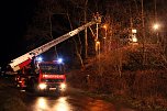 LKW wird gebirgen (Foto: Feuerwehr Heiligenstadt)