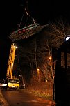 LKW wird gebirgen (Foto: Feuerwehr Heiligenstadt)