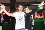Beste Freunde im Jugenclubhaus (Foto: Belvedere Media Agentur)