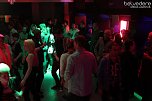Beste Freunde im Jugenclubhaus (Foto: Belvedere Media Agentur)
