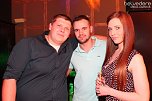 Beste Freunde im Jugenclubhaus (Foto: Belvedere Media Agentur)