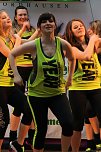 Zumba zum Fashion-Day (Foto: Peter Blei)