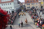 Party auf dem Markt (Foto: Karl-Heinz Herrmann)