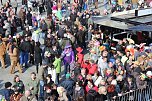 Party auf dem Markt (Foto: Karl-Heinz Herrmann)