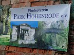 Erotisches im Park (Foto: Hans-Georg Backhaus) Erotisches im Park (Foto: Hans-Georg Backhaus)