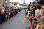 &Uuml;ber 3.000 B&auml;lle rollten  (Foto: Karl-Heinz Herrmann)