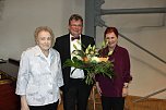 Symbolische Taktstockübergabe (Foto: Karl-Heinz Herrmann) Symbolische Taktstockübergabe (Foto: Karl-Heinz Herrmann)