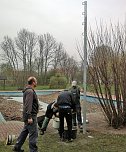 Sonnensegel f&uuml;r das Kinderplanschbecken (Foto: Marco Bartsch)
