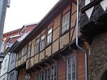 Kontraste in der Altstadt (Foto: Peter Blei)