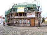 Kontraste in der Altstadt (Foto: Peter Blei)