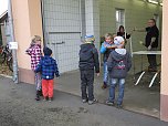 Taufe am Ellricher Bahnhof (Foto: Karin Lehmann, Peter Blei)