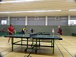 Tischtennis für Alt und Jung (Foto: D. Lohmann) Tischtennis für Alt und Jung (Foto: D. Lohmann)