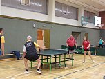 Tischtennis für Alt und Jung (Foto: D. Lohmann) Tischtennis für Alt und Jung (Foto: D. Lohmann)