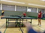 Tischtennis für Alt und Jung (Foto: D. Lohmann) Tischtennis für Alt und Jung (Foto: D. Lohmann)