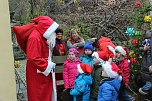 Ist das &uuml;berhaupt ein echter Weihnachtsmann? (Foto: Karl-Heinz Herrmann)