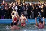 Anbaden in Neustadt (Foto: Sandra Witzel)